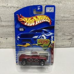 Vintage Hot Wheels Maroon ‘2001 Chevrolet Power Plower Pickup Truck / Race & Win Online • Die Cast Metal & Plastic • Made in Malaysia 