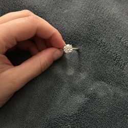 2 Crt Moissanite 14krt White Gold Engagement Ring