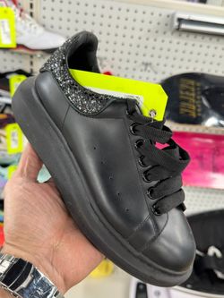 ALEXANDER MCQUEEN OVERSIZED SNEAKERS SIZE 37 USED