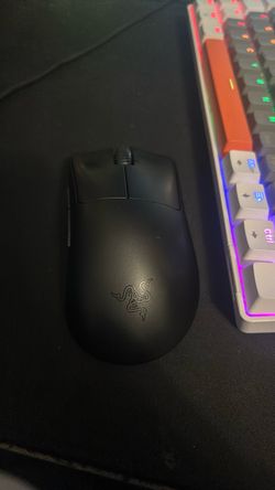 Razer DeathAdder v3 pro