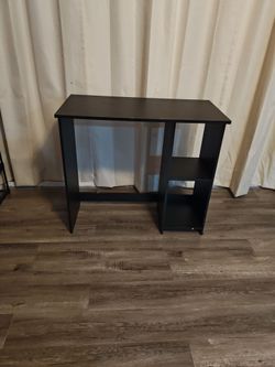 Small desk