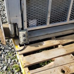 Electric wheel Chair Lift/ramp