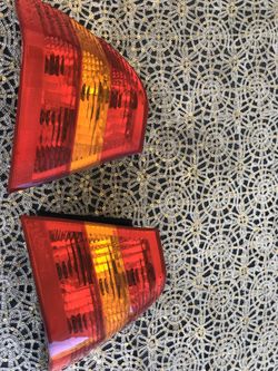 BMW 323i tail lights E6 parts