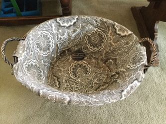 MadisonArt Basket