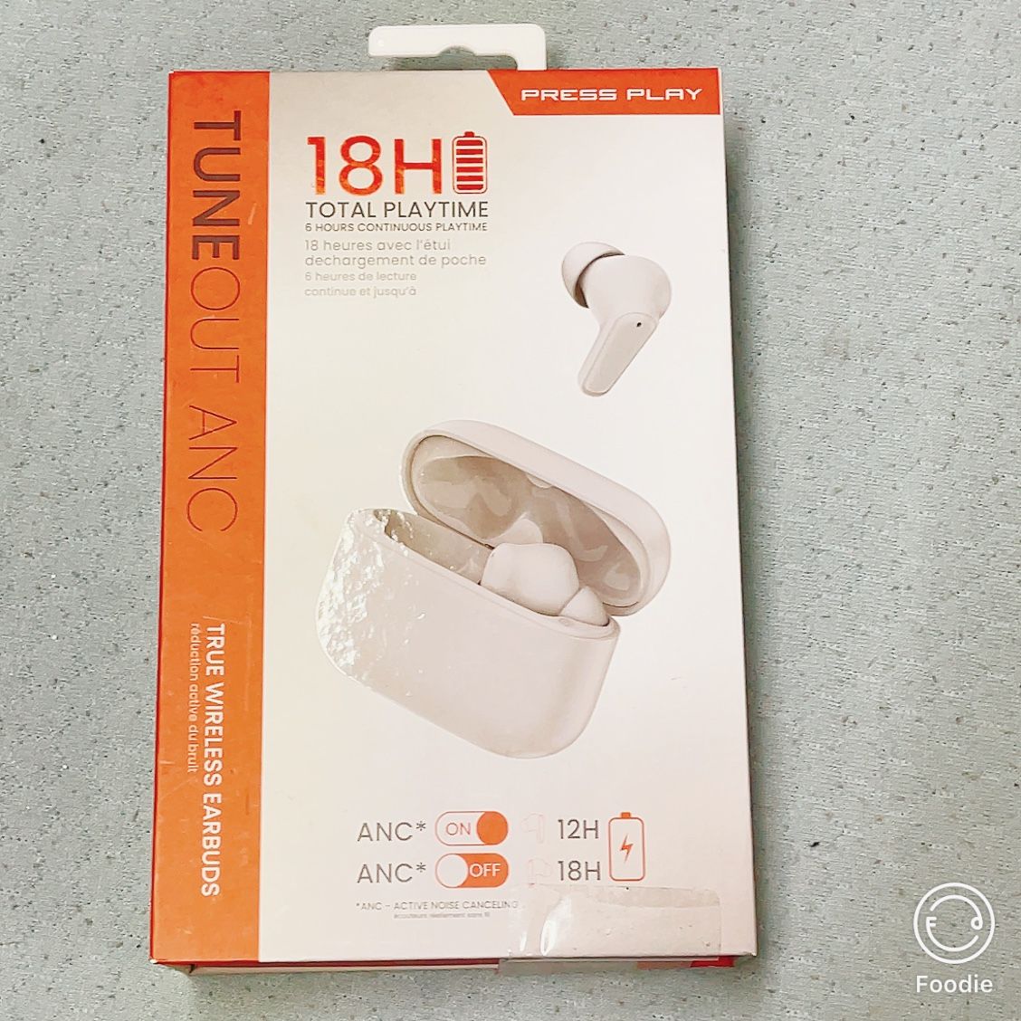 Press Play True Wireless Earbuds with Portable Charging Case Solid White NEW