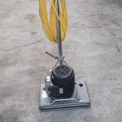 Clarke BOS-18 Floor Machine