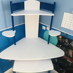 Corner Desk / Escritorio Para Esquina , Blanco Para Niños 