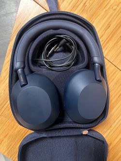 Sony Headphones XM5