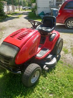 Troy Built Riding Mower 46" cut