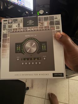 UAD Apollo twin x heratige edition for PC . Come with plugins!!