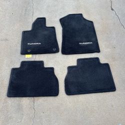 Toyota Tundra CrewMax Floor Mats 