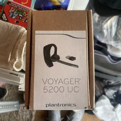 Plantronics Voyager 5200