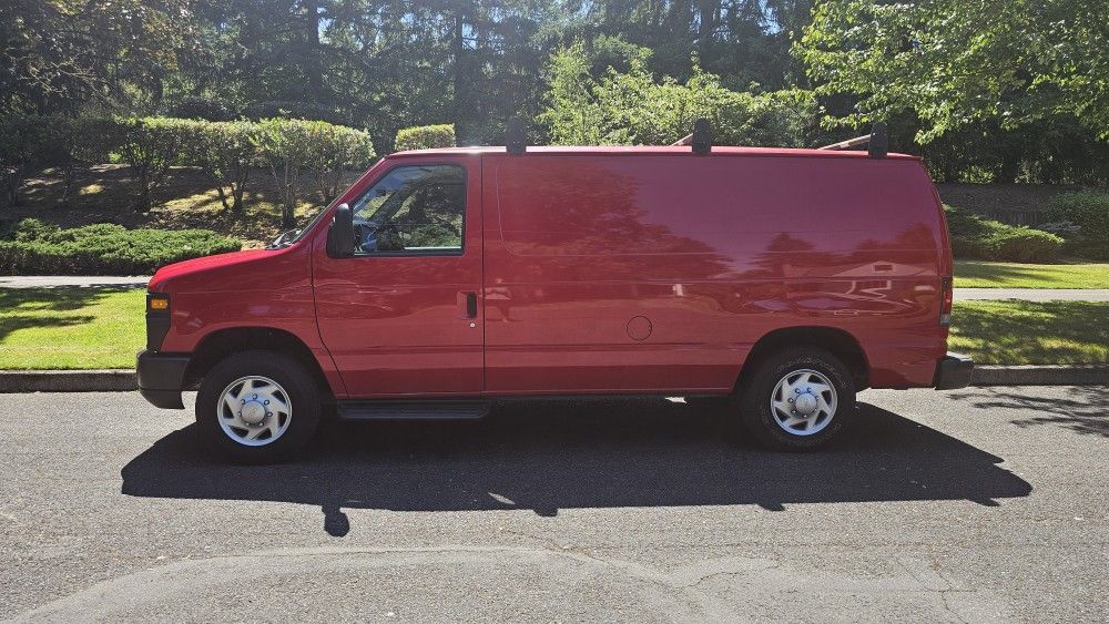 2013 Ford E 150