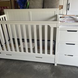 Crib And Changing Station In One