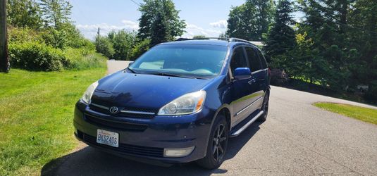 2004 Toyota Sienna
