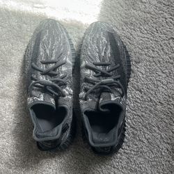 Yeezy Sz 9 MX Dark Salt