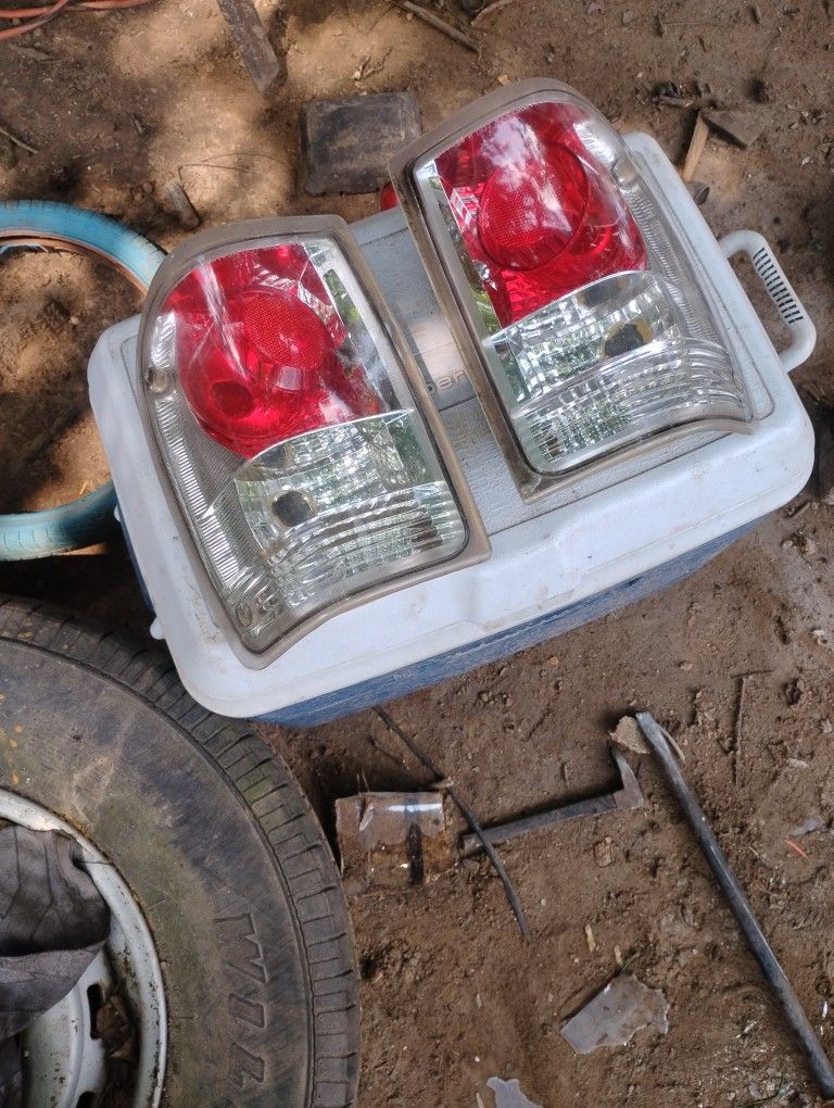 Mitsubishi Taillights 