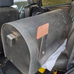 Heavy duty Metal Mailbox 11x13x23