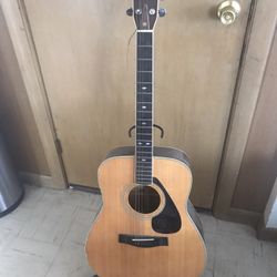 Yamaha FG 345 Guitar