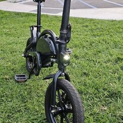 Jetson Folding Electric Bike , Excellent Condition 