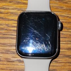 Apple Watch SE 40mm