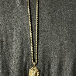 10k rope chain an 10k jesus pc