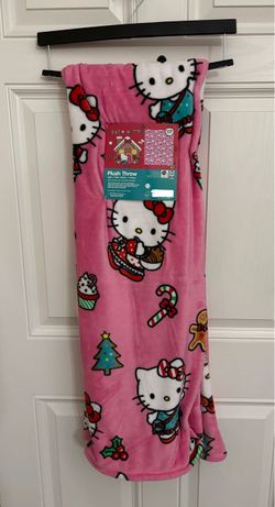 Hello Kitty Christmas Blanket