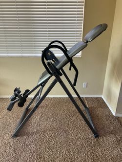 Innova Inversion Table
