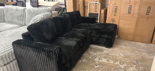 New 92x59 furry corduroy sectional couch / free delivery