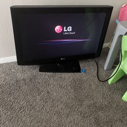 40 Inch LG tv