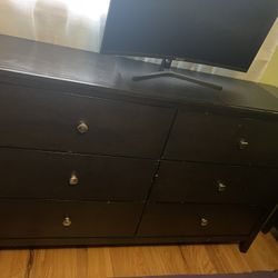 Dresser & Nightstand