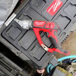 Milwaukee M18 Double Cut Shear