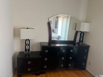 Bedroom set