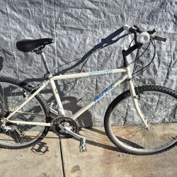 Specialized Hard Rock 26" Mountain Bike
