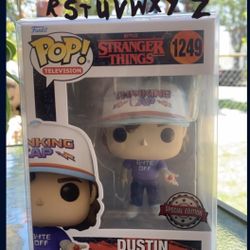 Exclusive Dustin Stranger Things Funko Pop