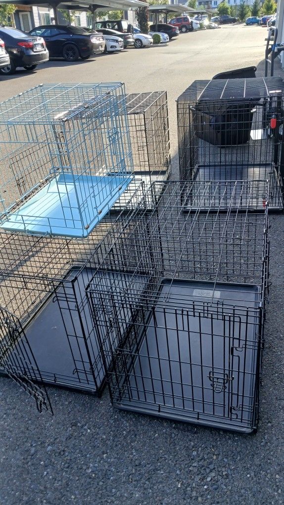 5-Pet Crates W/ Covers