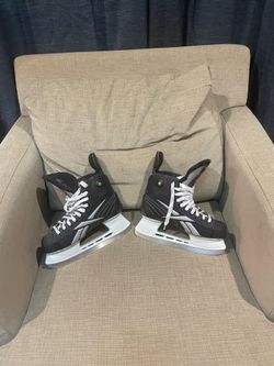 Reebok Pump 4k Hockey Skates.  Size 5.5