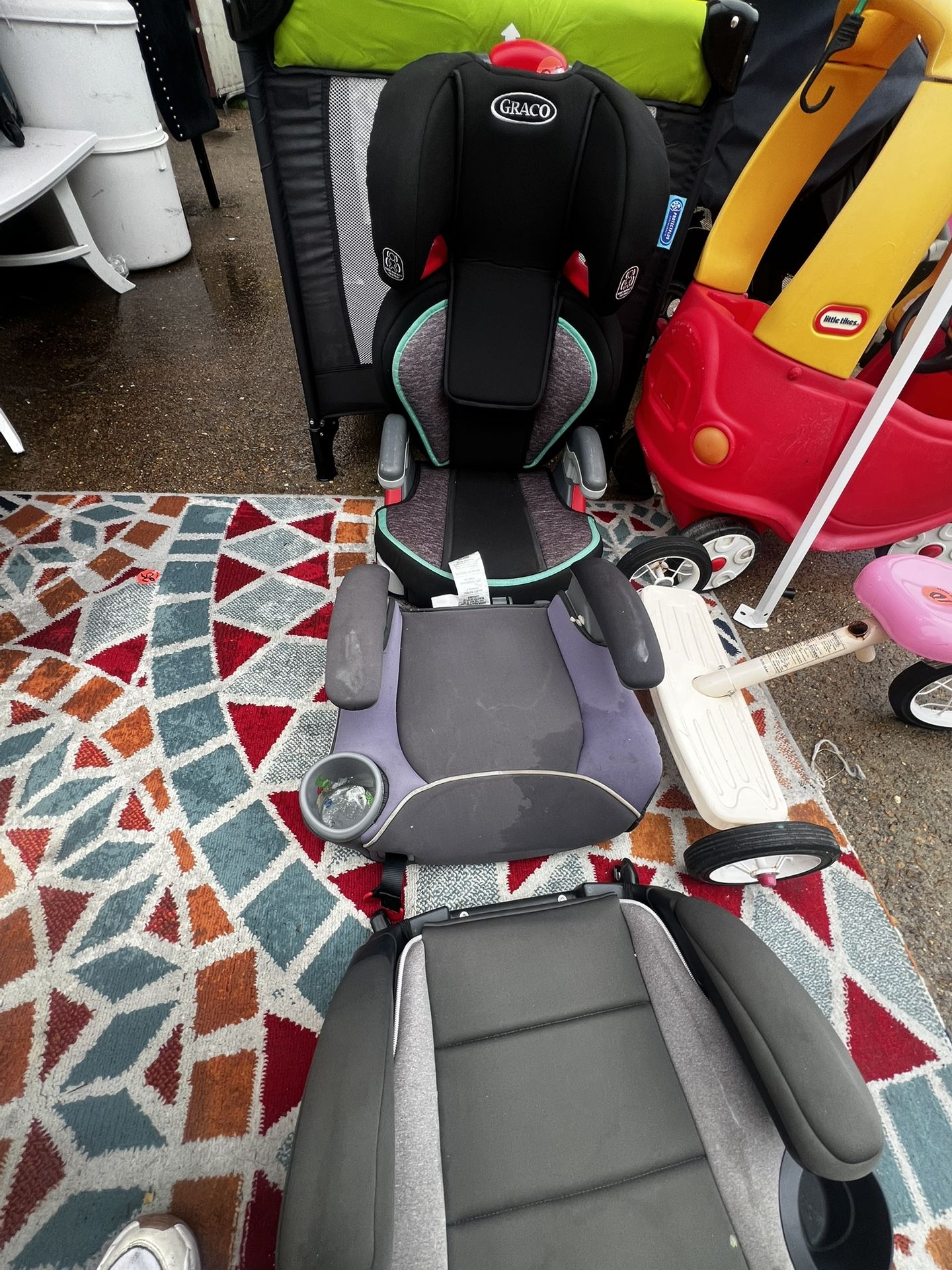 Black Cars Seat $25