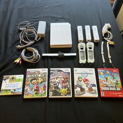 HUGE LOT Wii Console/Bar Sensor/Games/Controllers/Accessories