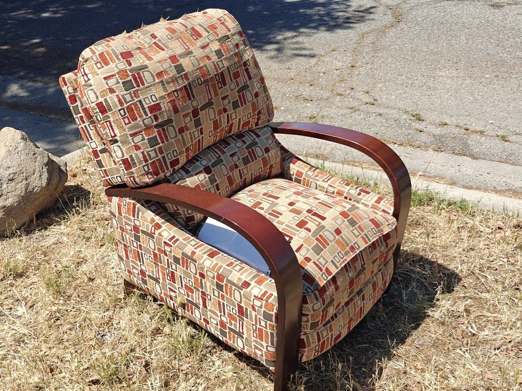 Free Recliner