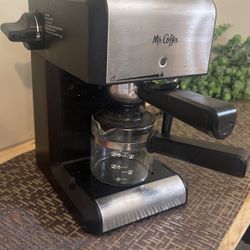 https://offerup.com/redirect/?o=TXIuQ29mZmVl Espresso Maker 