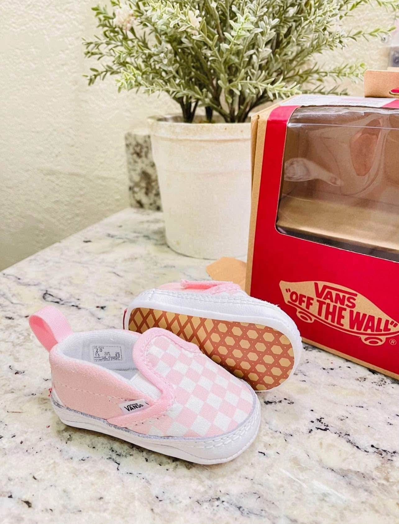size2 baby checkers vans