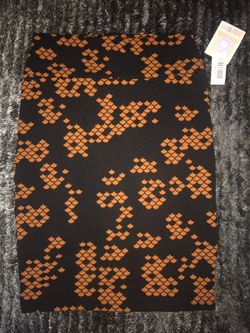 Lularoe Cassie medium NWT