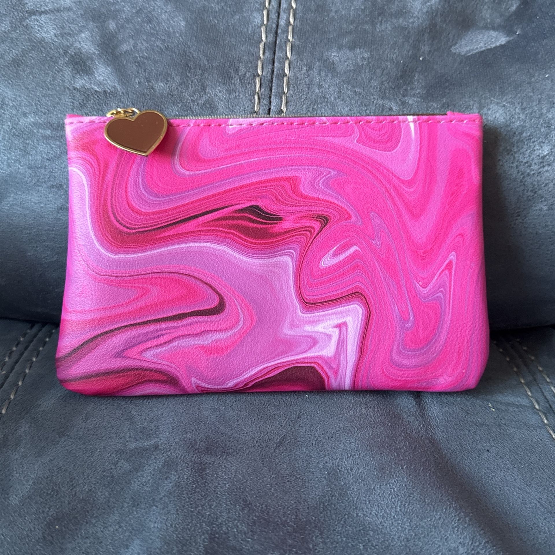 New Without Tags Ipsy Swirl Makeup Travel Toiletry Pouch Bag Holder Carrier