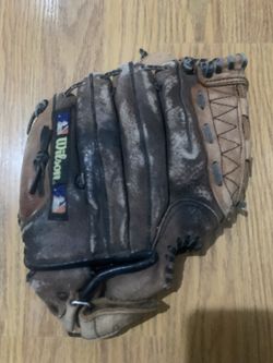 Wilson Baseball Glove
