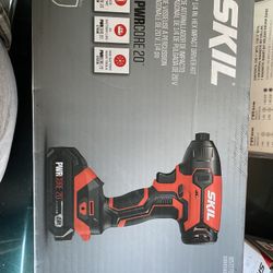 SKIL PWR CORE 12-volt 1/4-in Brushless Cordless Impact Driver (Battery Included and Charger Included )