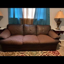 Cozy & Stylish 3-Seater Couch Set for Sale