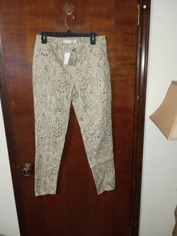 Ladies pants size 10