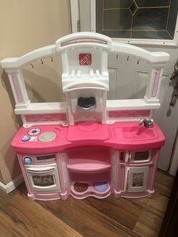 Step2 Fun with Friends Kitchen