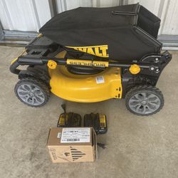 BRAND NEW DEWALT ELECTRIC LAWN MOWER TWO BATTERIES INCLUDED!! 